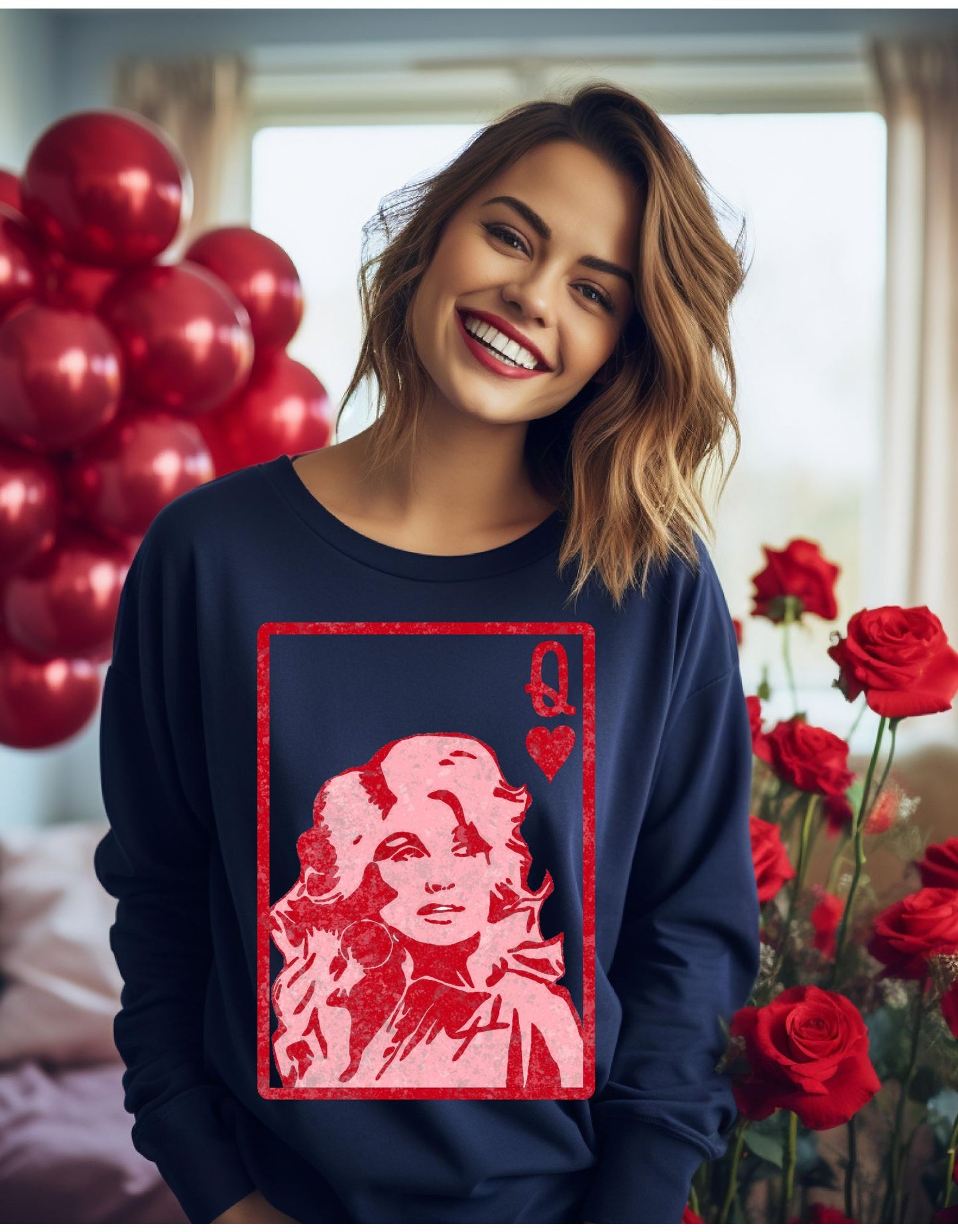 Dolly Parton: Queen of Hearts" Crewneck Sweatshirt - Rule the Style Kingdom with Dolly's Iconic Charm!