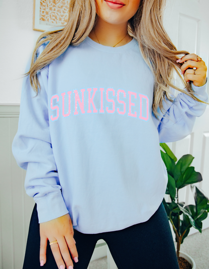 Sunbeam Sweater: Embrace Your Sunkissed Glow!