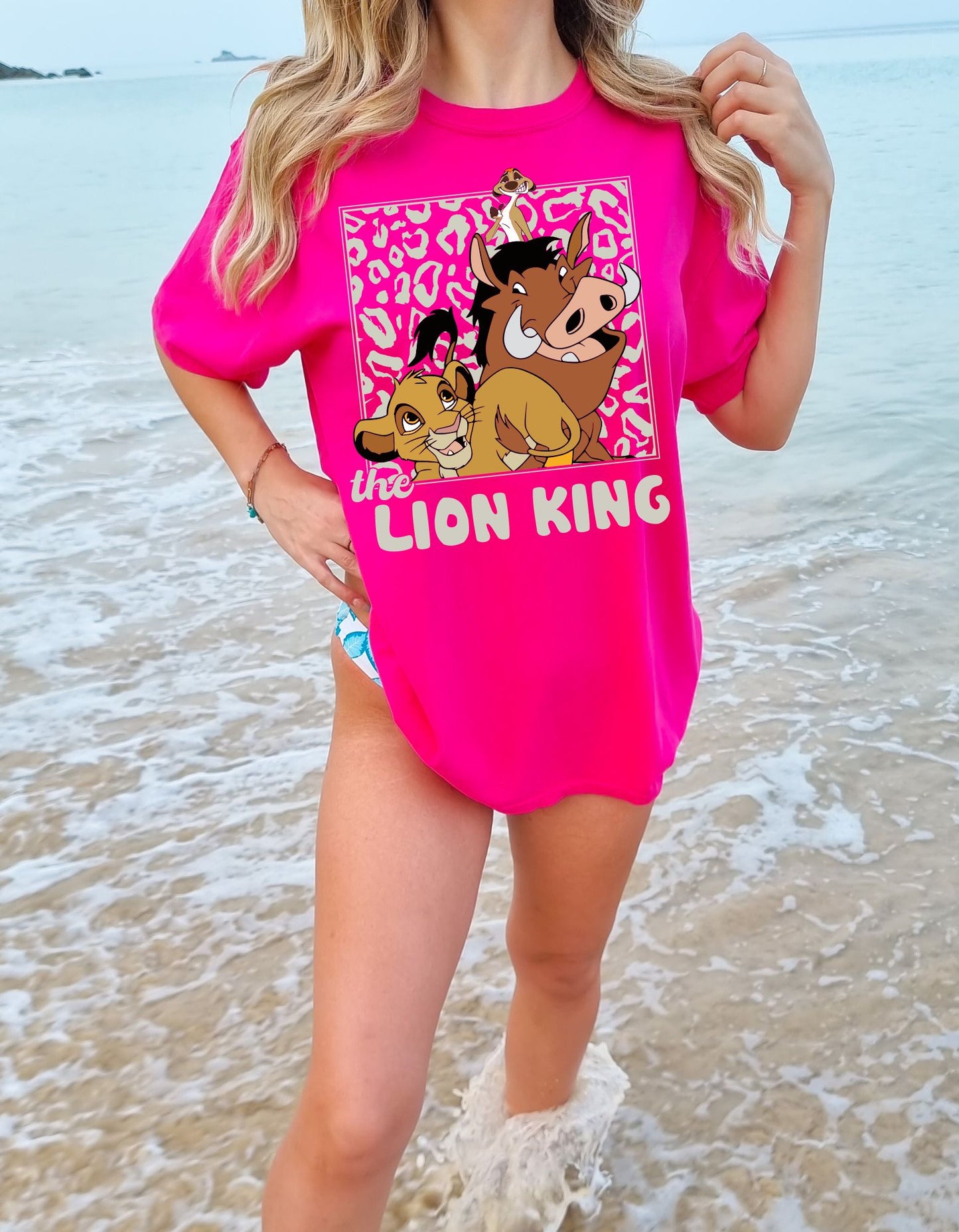 Hakuna Matata Nostalgia Tee: Roar Back in Style with our Retro Lion King Cotton Delight!