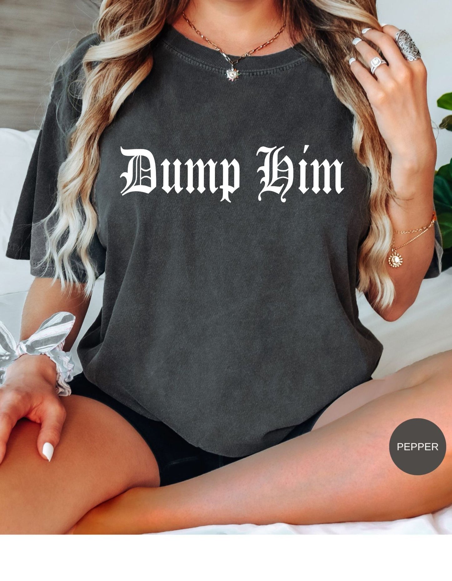 Dump Him Diva Tee