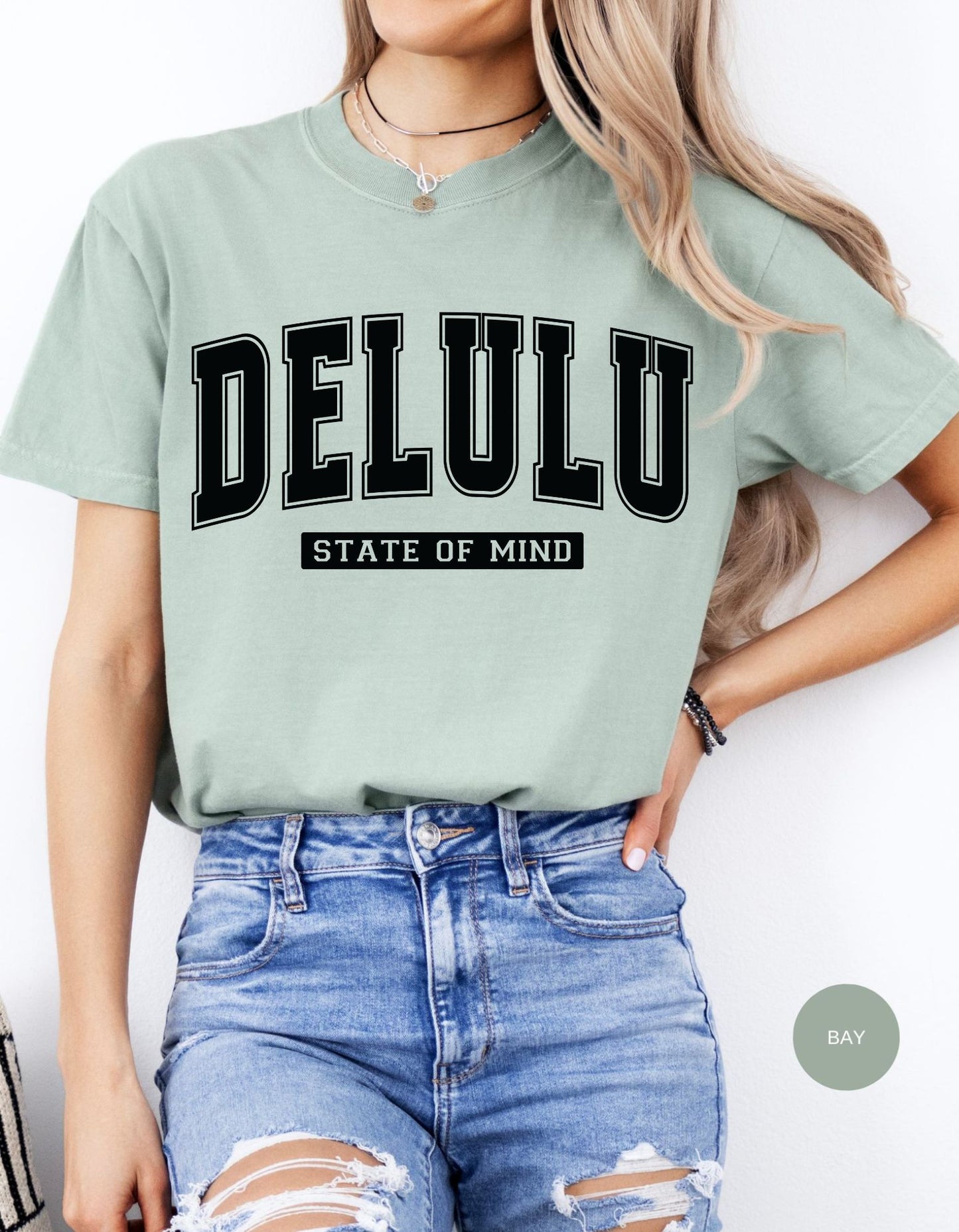 Delulu Dreamer Tee