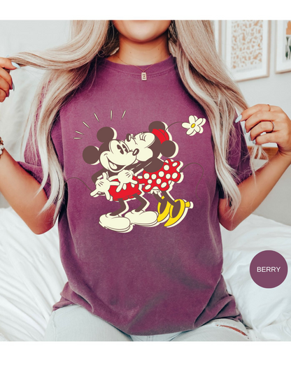 Sweet Vintage Love: Minnie Kissing Mickey Tee