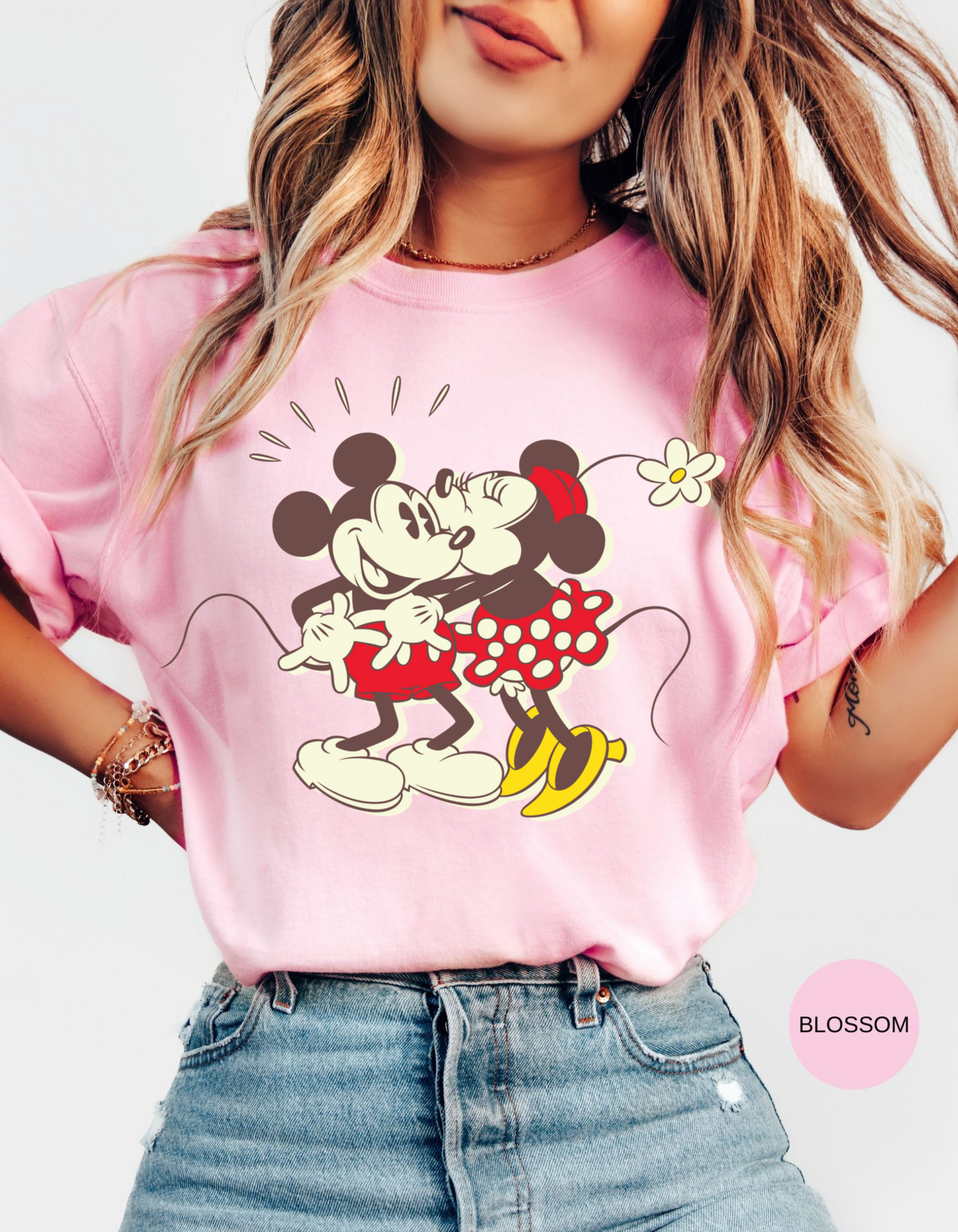 Sweet Vintage Love: Minnie Kissing Mickey Tee