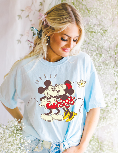 Sweet Vintage Love: Minnie Kissing Mickey Tee