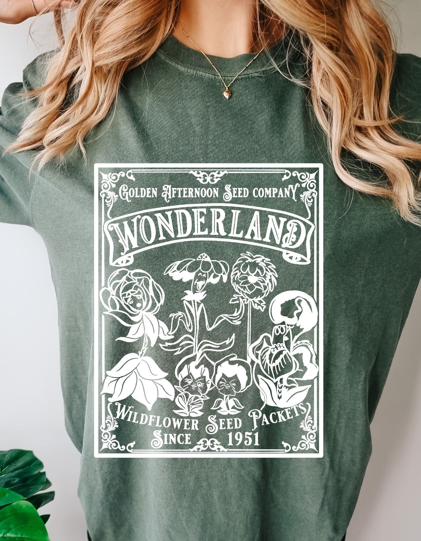 Vintage Golden Afternoon Seed Company Wonderland Cotton Tee: Embrace Wonderland's Whimsy with Retro Elegance!