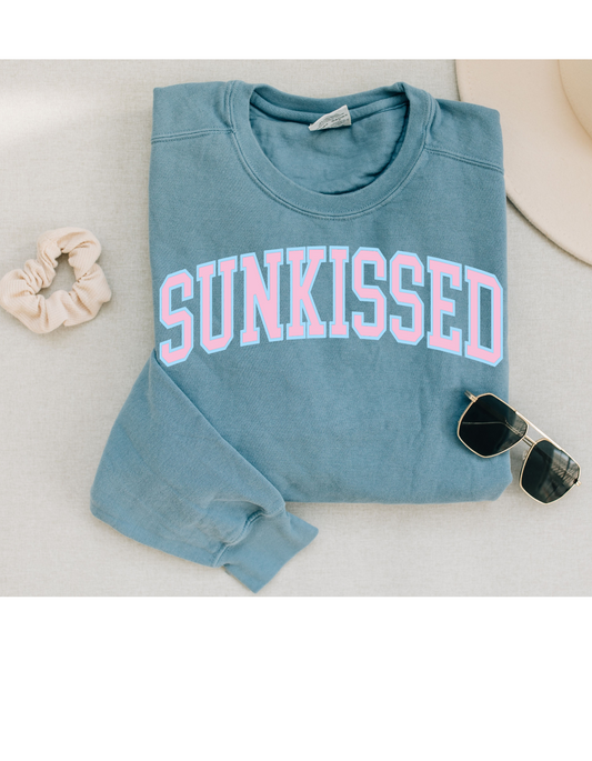 Sunbeam Sweater: Embrace Your Sunkissed Glow!